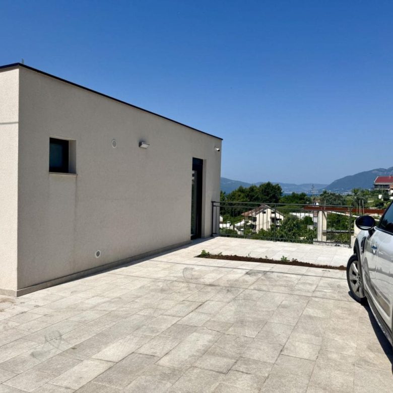 Duplex Apartment for Rent Tivat with Large Terraces — Montenegro
