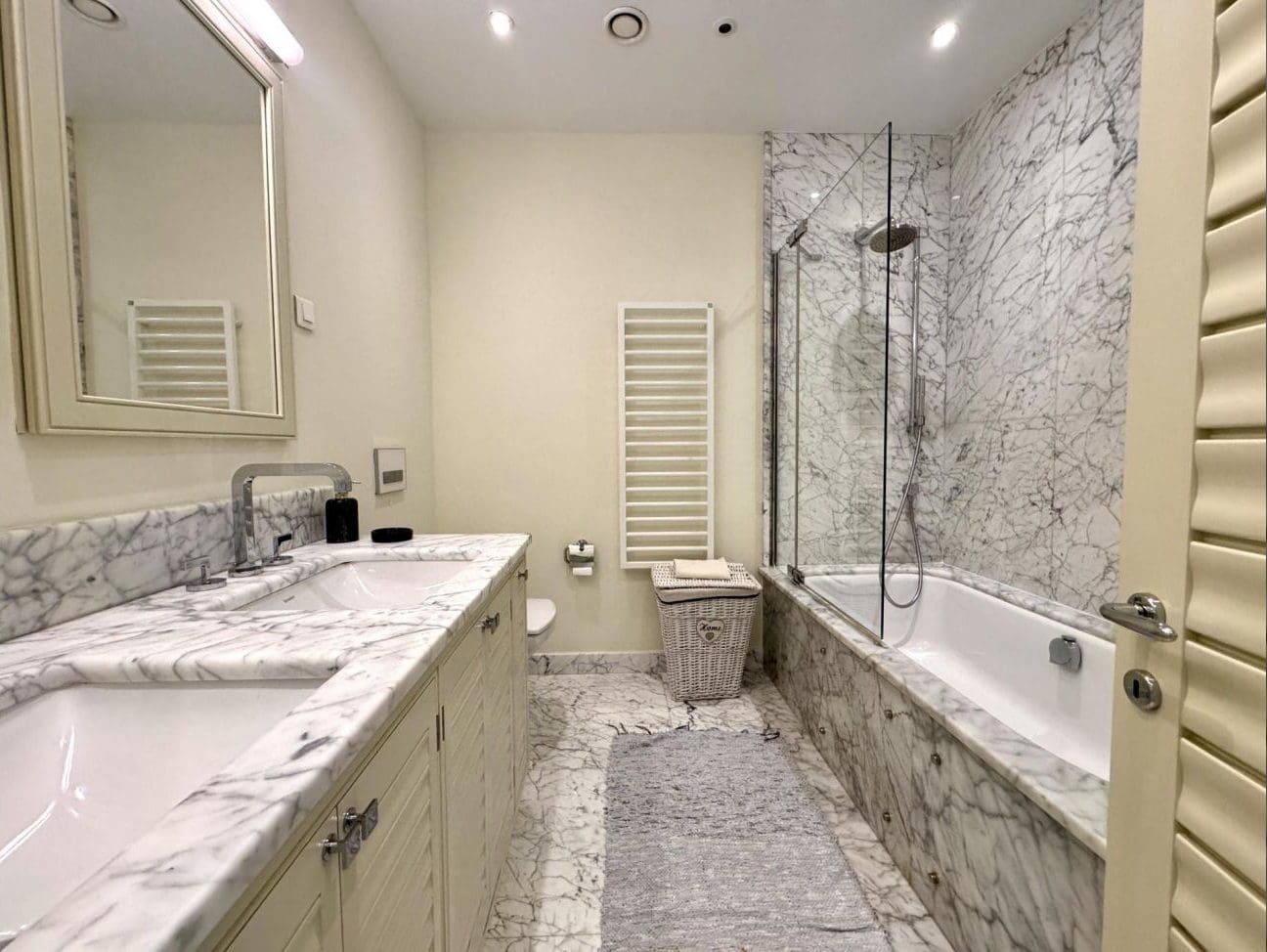 Luxury Duplex Porto Montenegro – 3 Bedroom Prime Living — Montenegro
