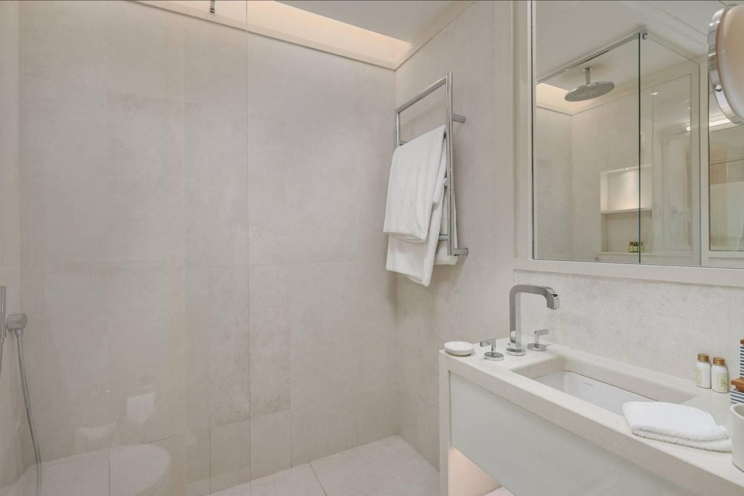 Luxury Apartment Porto Montenegro – 3 Bedrooms, Prime Living — Montenegro