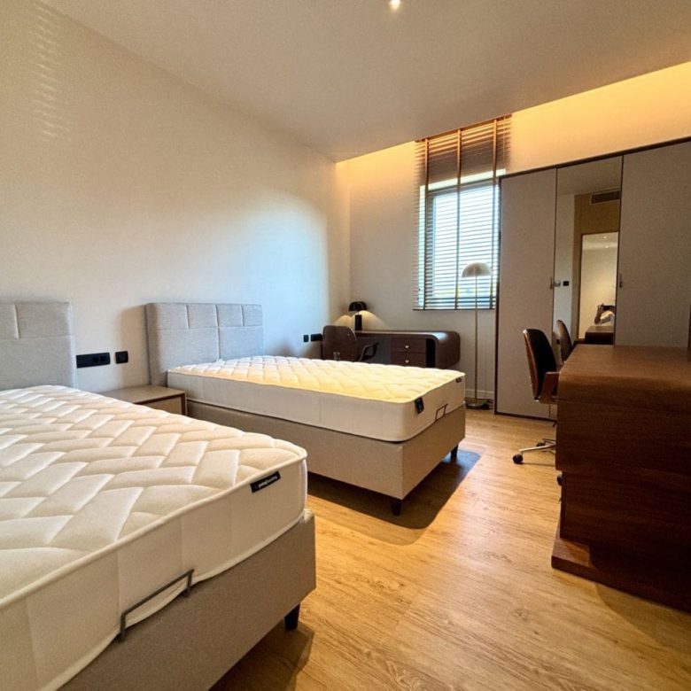 Three Bedroom Apartment Boka Place Porto Montenegro — Montenegro