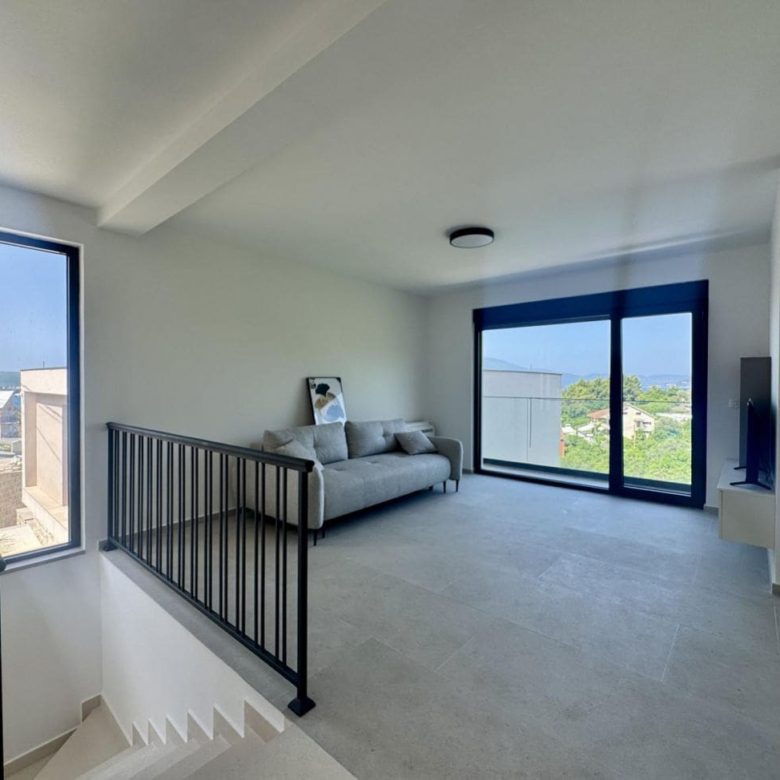 Duplex Apartment for Rent Tivat with Large Terraces — Montenegro