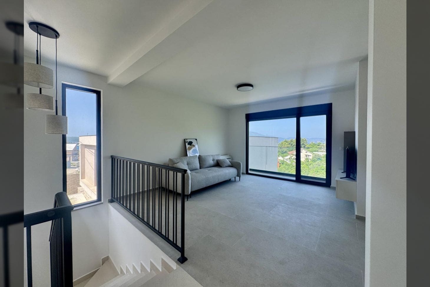 Duplex Apartment for Rent Tivat with Large Terraces — Montenegro