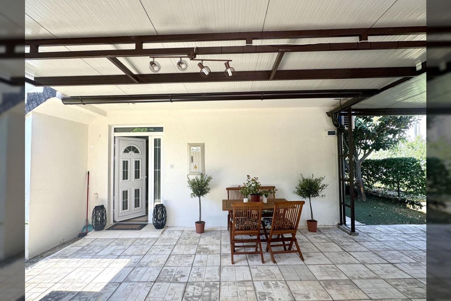 Apartment for Rent Seljanovo Tivat — Montenegro
