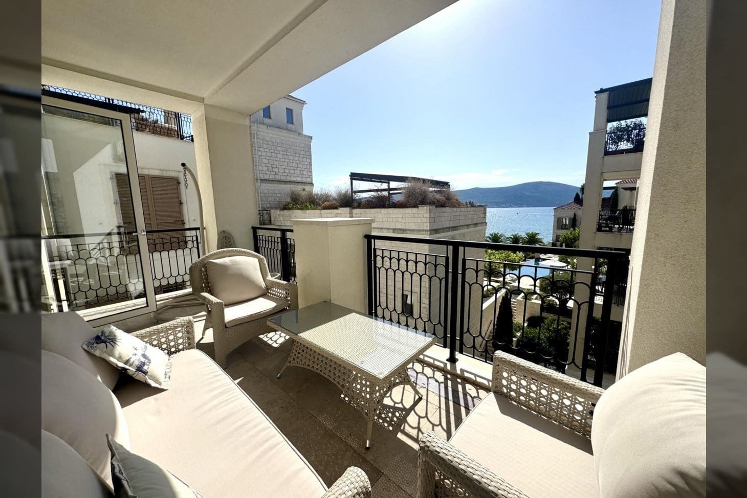 Sea View Apartment Porto Montenegro – 2-Bed Luxury Home — Montenegro