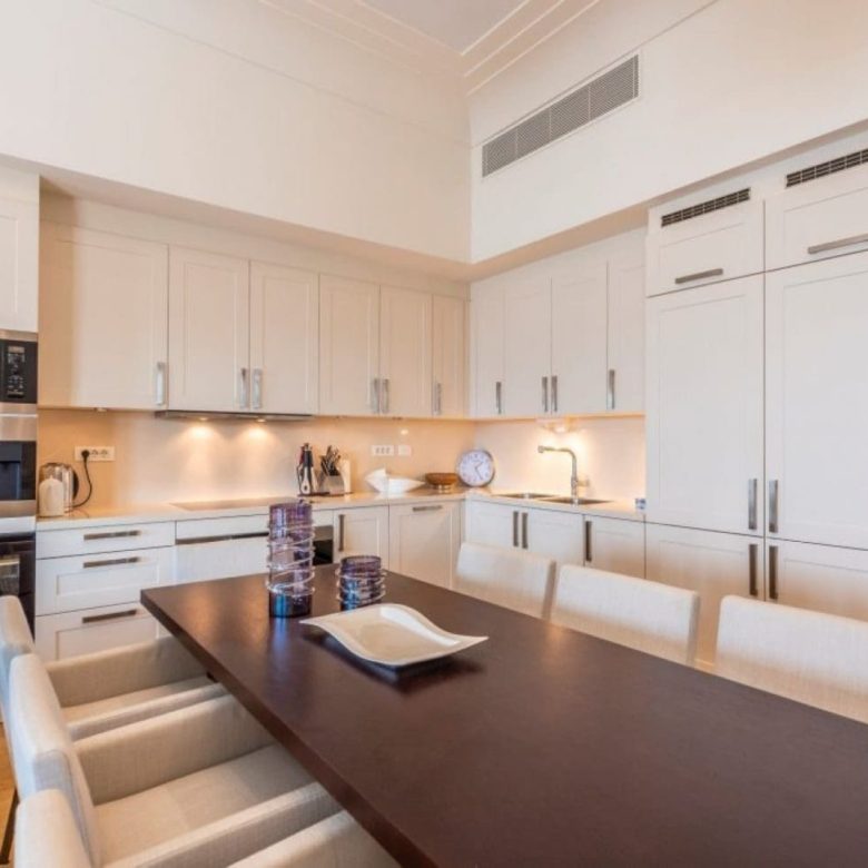 Luxury Penthouse Porto Montenegro – Exclusive 258 m² Dream — Montenegro