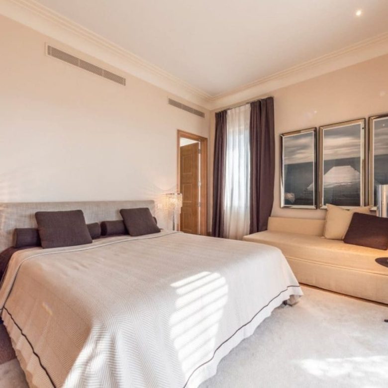 Luxury Penthouse Porto Montenegro – Exclusive 258 m² Dream — Montenegro