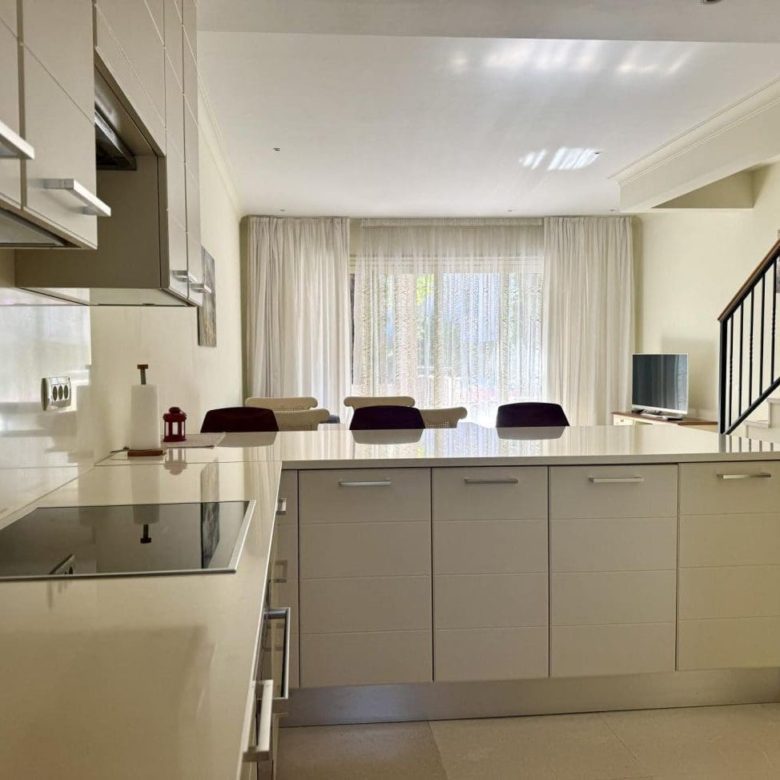 Luxury Duplex Porto Montenegro – 3 Bedroom Prime Living — Montenegro