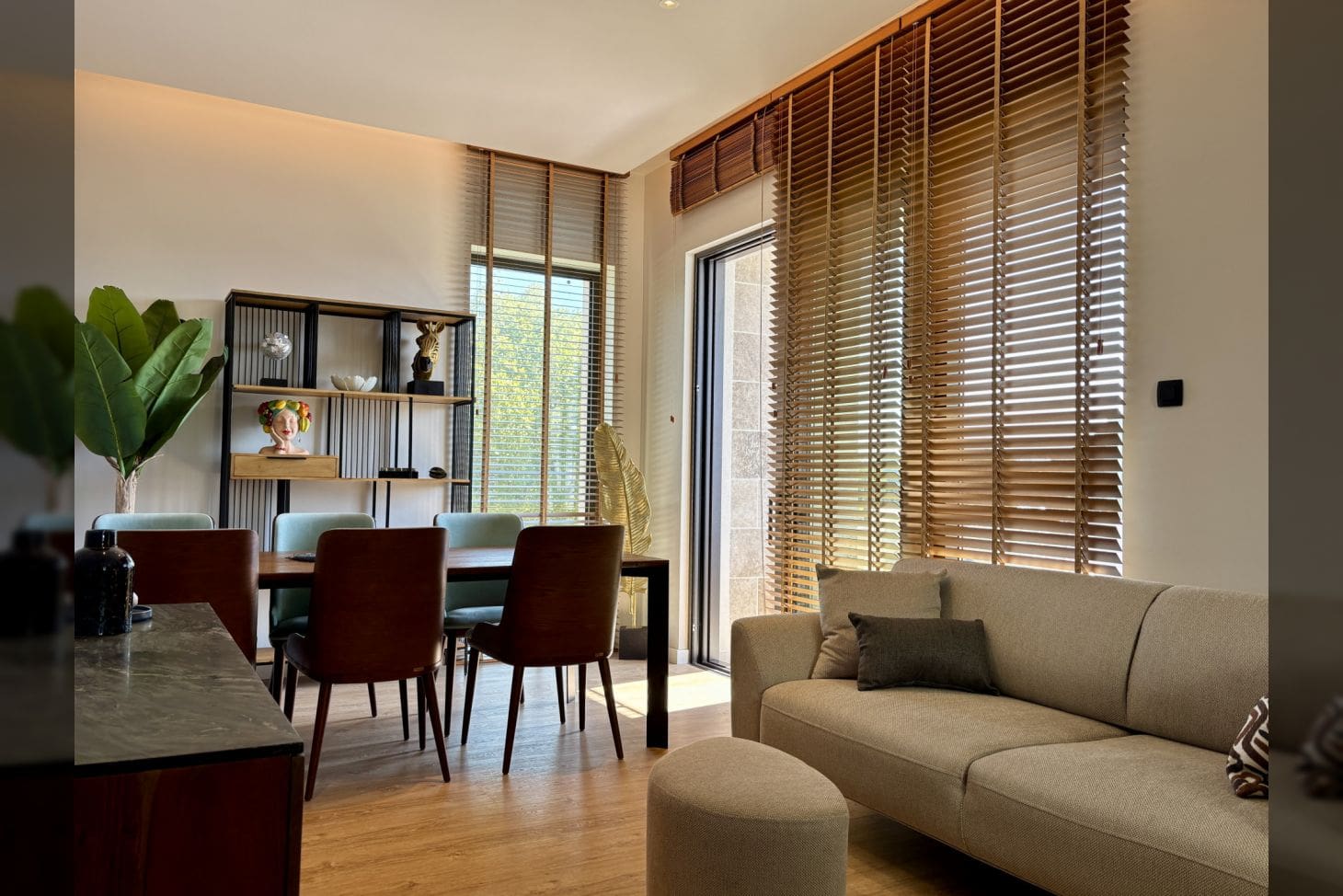Three Bedroom Apartment Boka Place Porto Montenegro — Montenegro