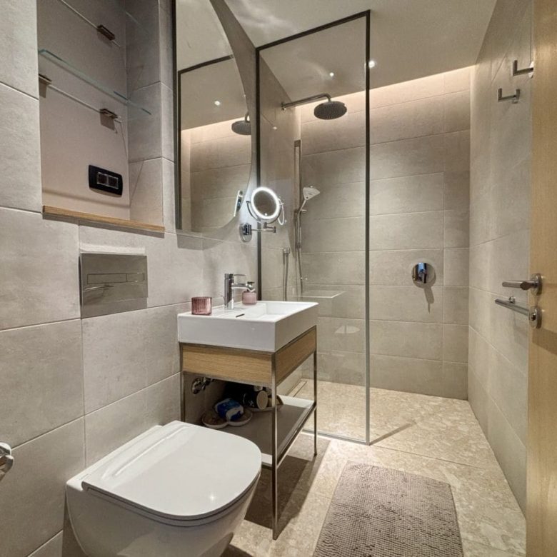 Three Bedroom Apartment Boka Place Porto Montenegro — Montenegro