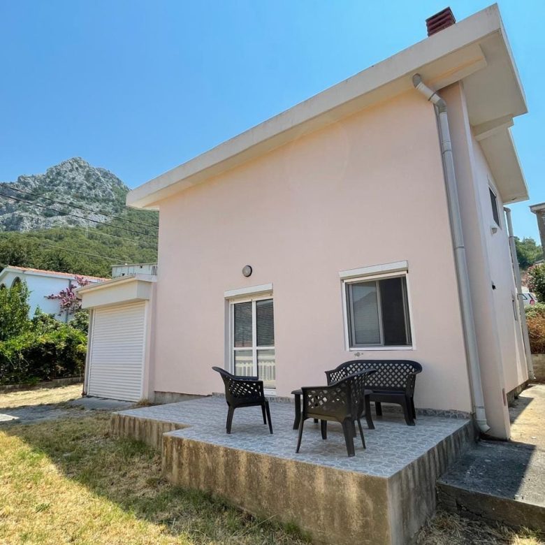 house for sale in Sutomore
