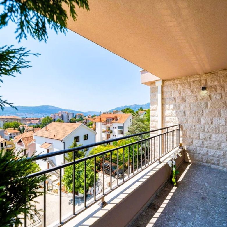 Apartment for Sale in Tivat — Top Floor, Sea View & 3 Private Parking Spaces — Montenegro