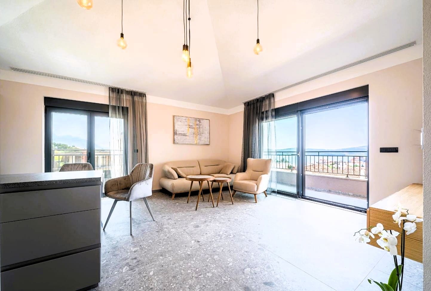 Apartment for Sale in Tivat — Top Floor, Sea View & 3 Private Parking Spaces — Montenegro