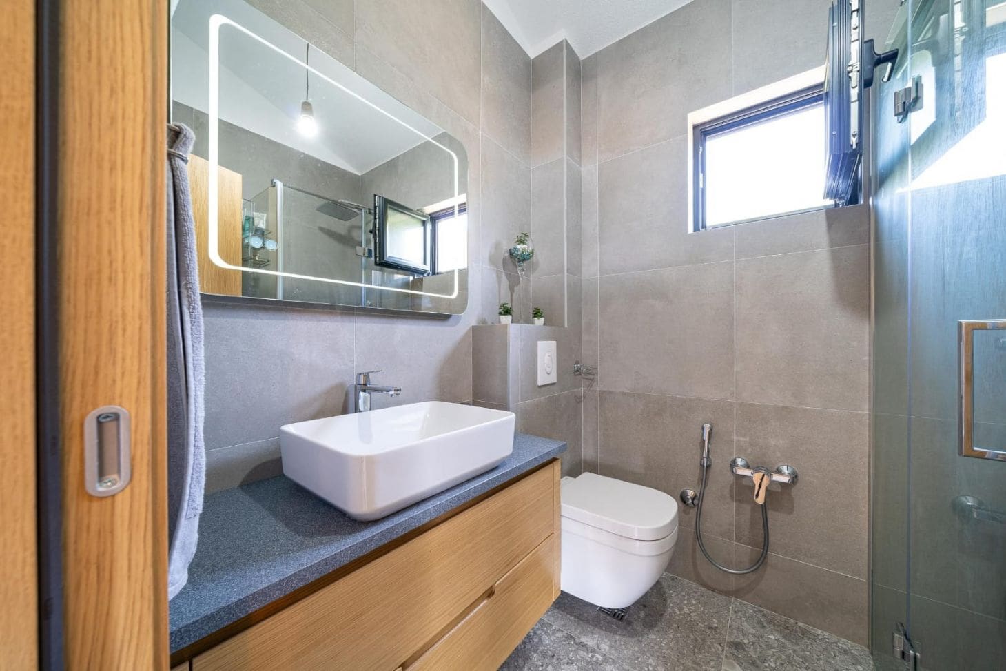 Apartment for Sale in Tivat — Top Floor, Sea View & 3 Private Parking Spaces — Montenegro