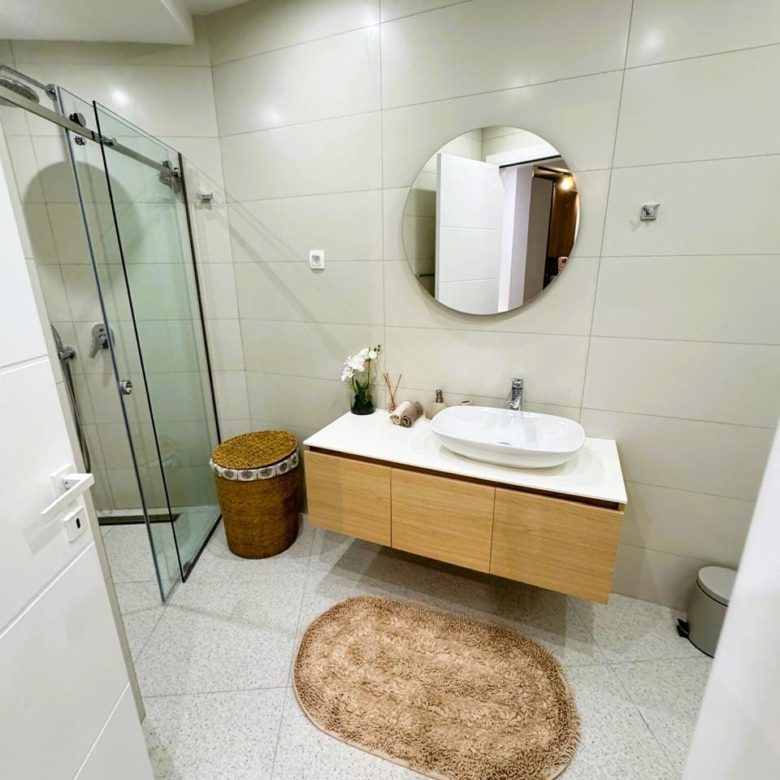 1-Bedroom Apartment in Vuelo Sobre Bečići | 54m² with Private Yard, Montenegro