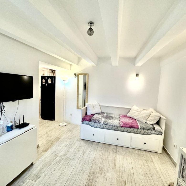 Studio Apartment for Sale in Budva | 1 High-Yield 32m² Rental Asset