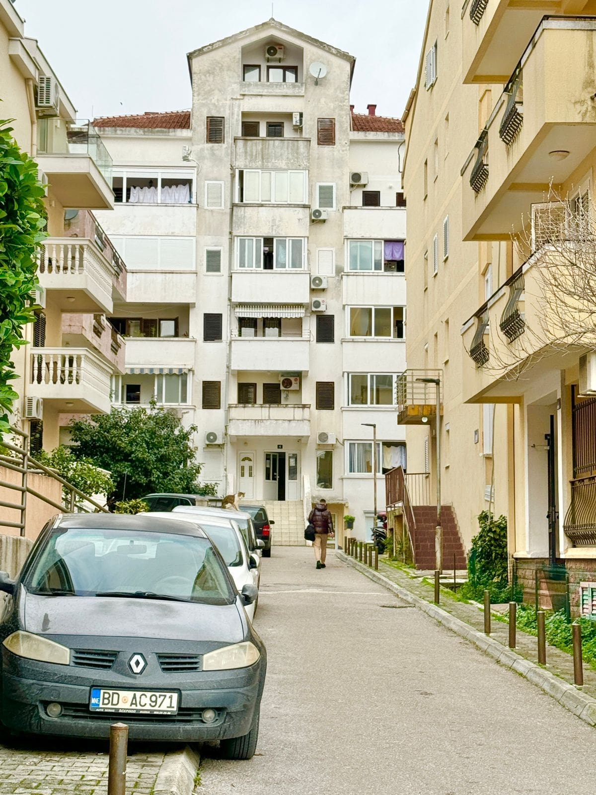 Modern Two Bedroom Apartment in Budva's Prime Residential Area — Montenegro
