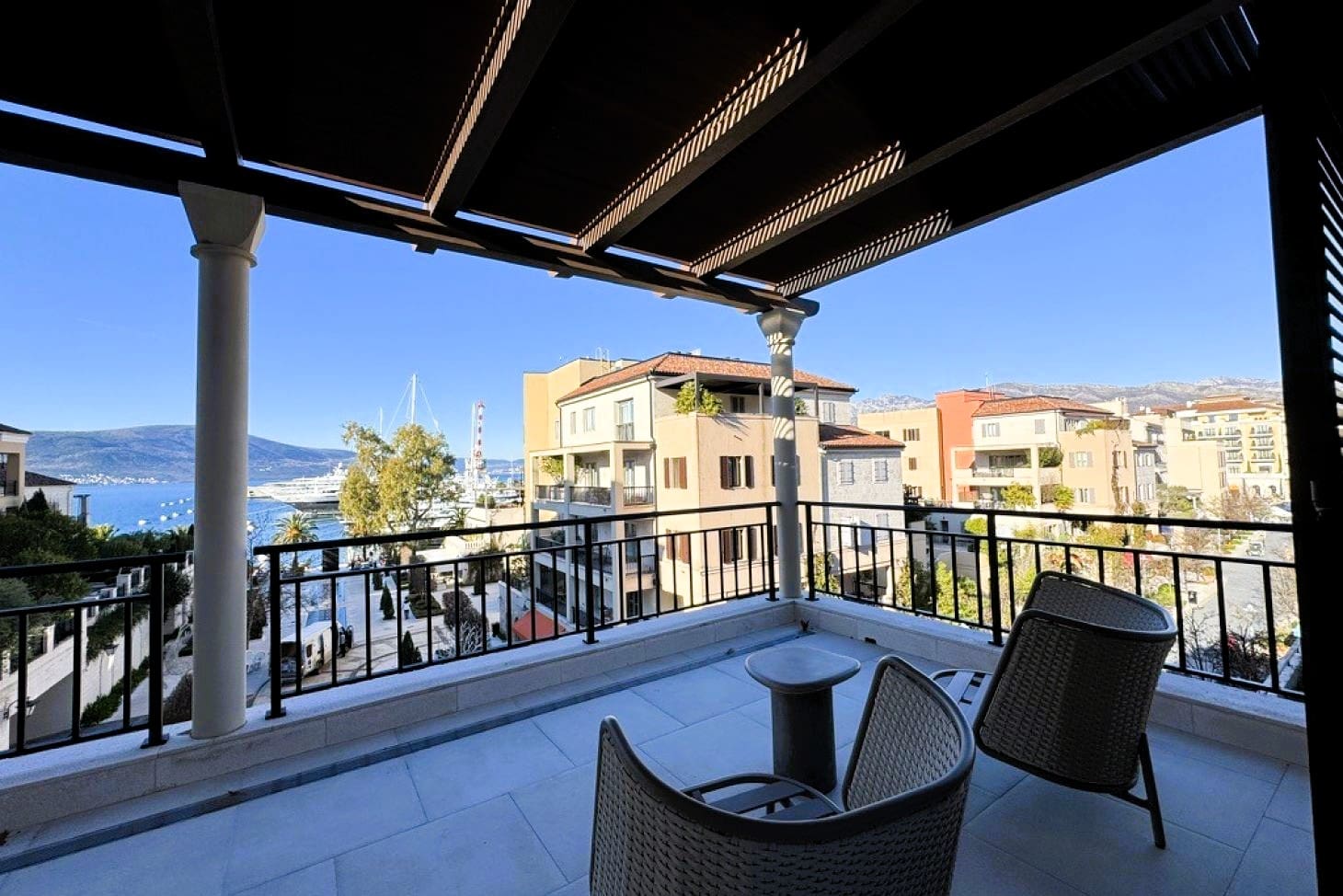 Penthouse Porto Montenegro — Zeta Building, 247 m², Full Capital Renovation 2025 — Montenegro