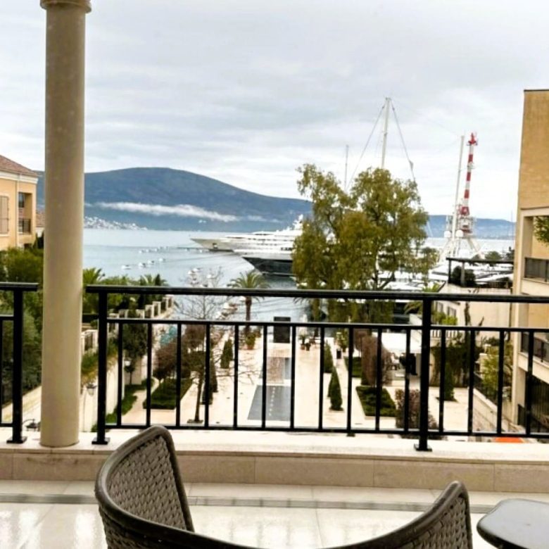 Penthouse Porto Montenegro — Zeta Building, 247 m², Full Capital Renovation 2025 — Montenegro