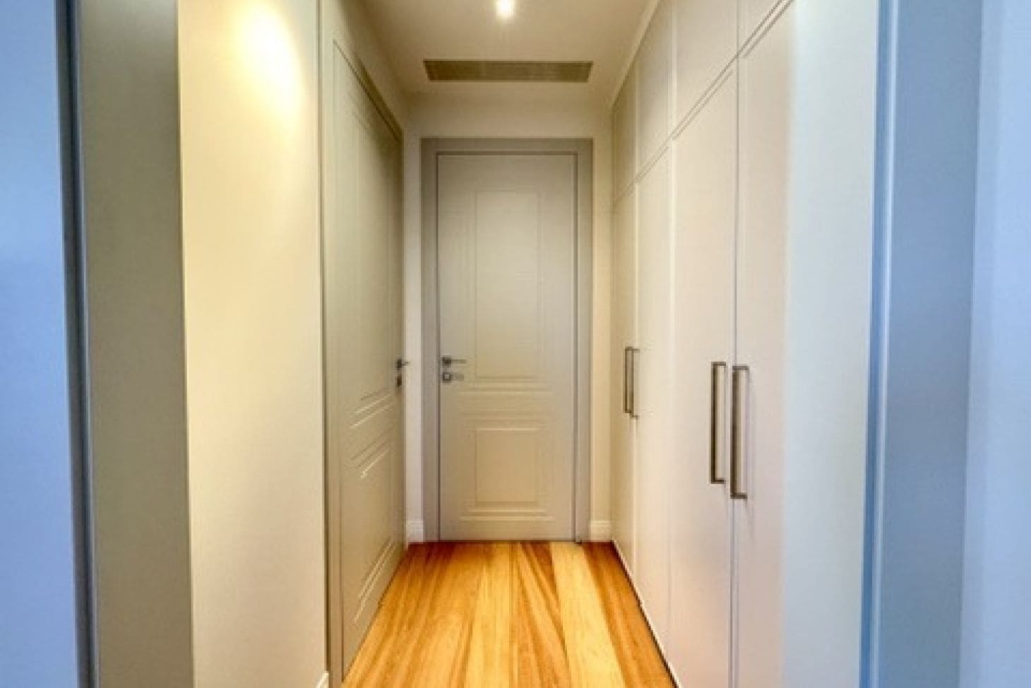 Penthouse Porto Montenegro — Zeta Building, 247 m², Full Capital Renovation 2025 — Montenegro