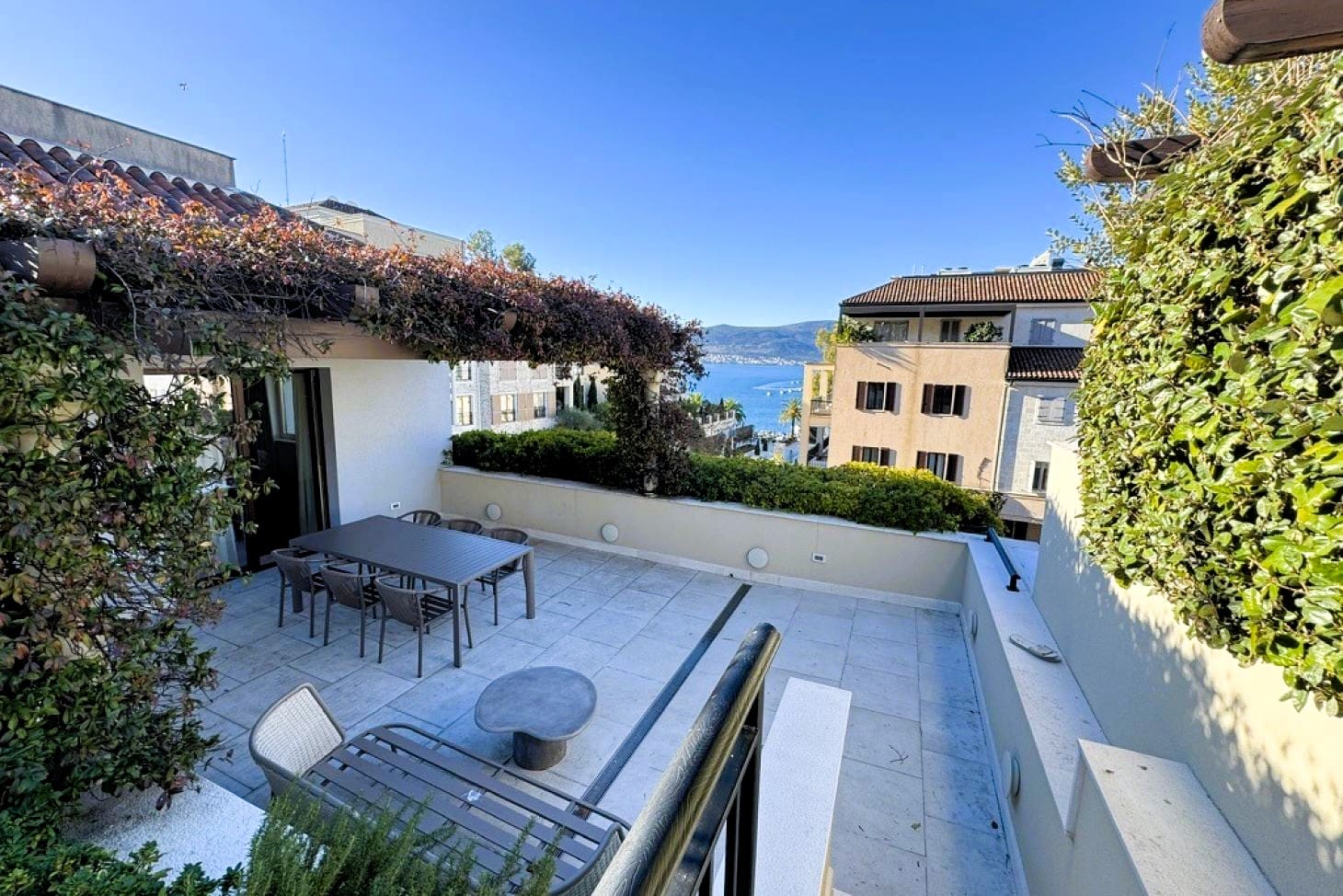 Penthouse Porto Montenegro — Zeta Building, 247 m², Full Capital Renovation 2025 — Montenegro