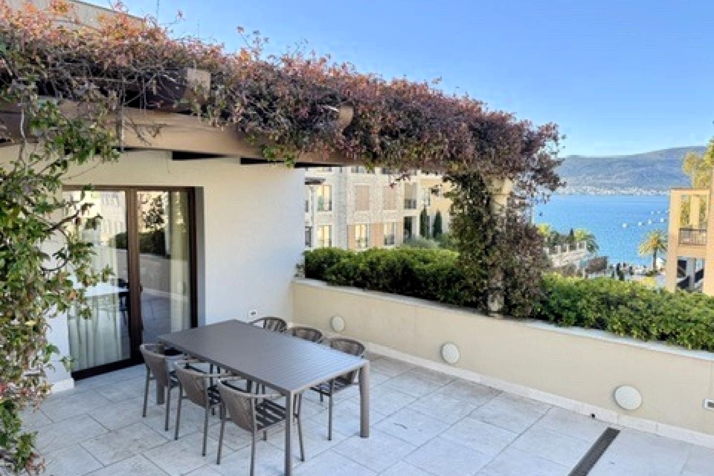 Penthouse Porto Montenegro — Zeta Building, 247 m², Full Capital Renovation 2025 — Montenegro