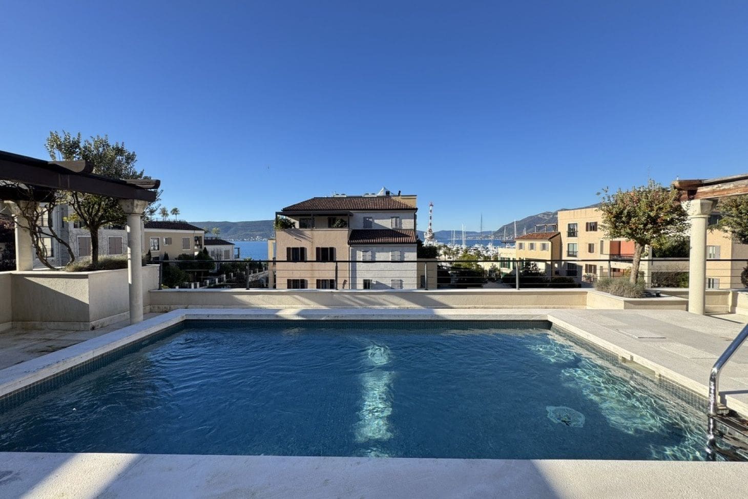 Penthouse Porto Montenegro — Zeta Building, 247 m², Full Capital Renovation 2025 — Montenegro