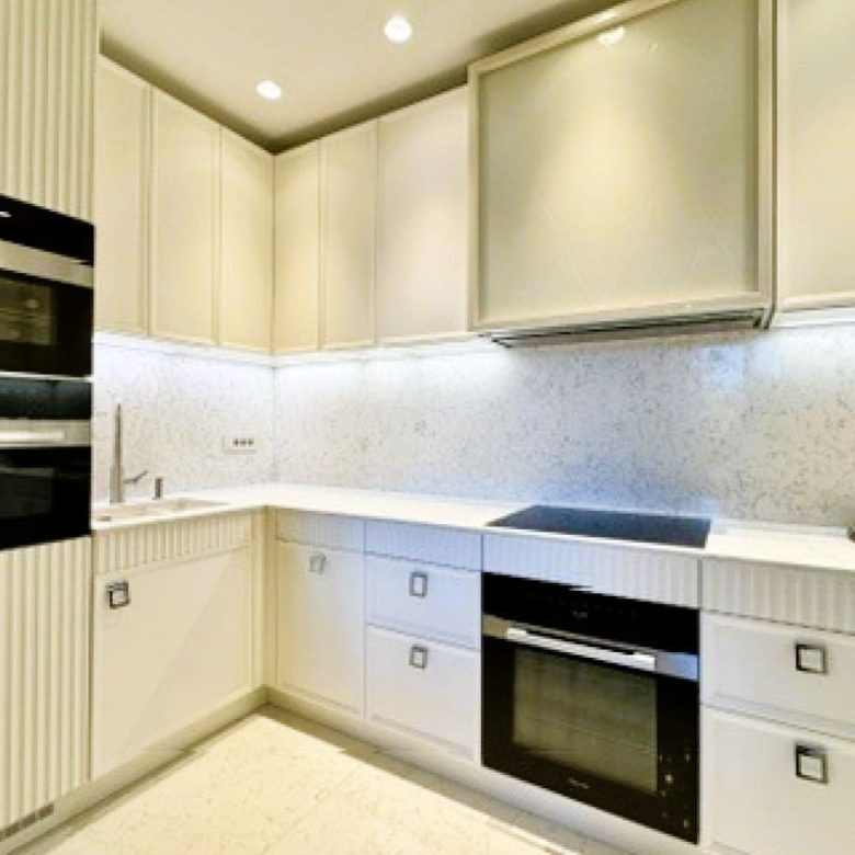 Penthouse Porto Montenegro — Zeta Building, 247 m², Full Capital Renovation 2025 — Montenegro