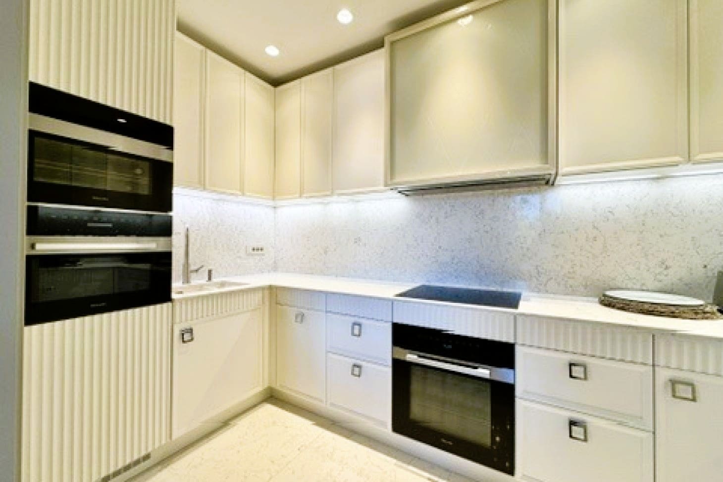 Penthouse Porto Montenegro — Zeta Building, 247 m², Full Capital Renovation 2025 — Montenegro