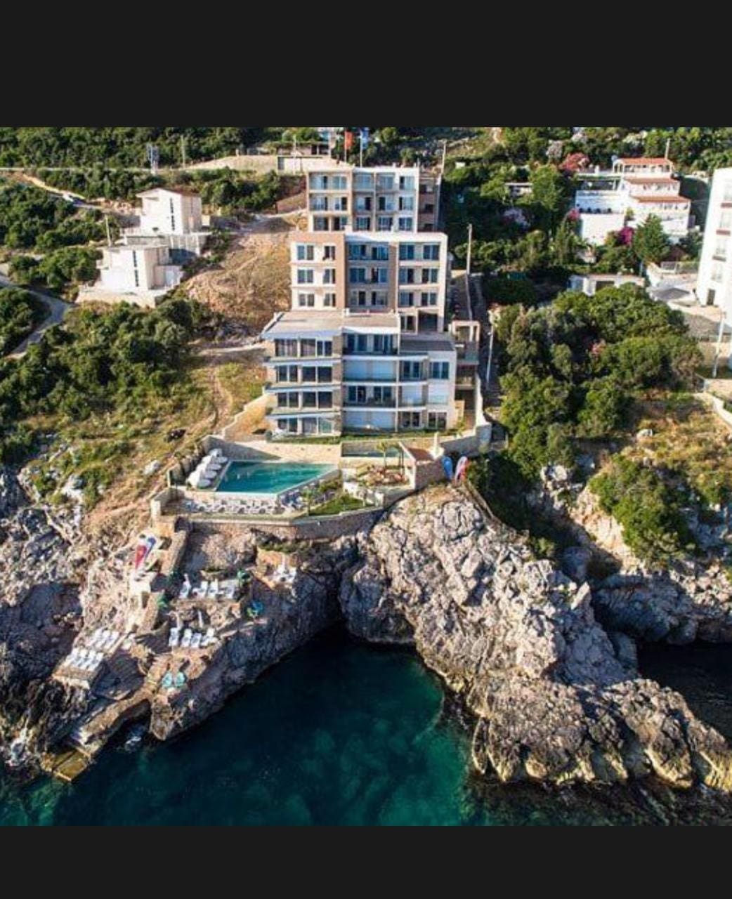 Furnished 2-Bedroom Waterfront Residence — Pool, Private Beach & Parking, 5 km from Bar — Montenegro
