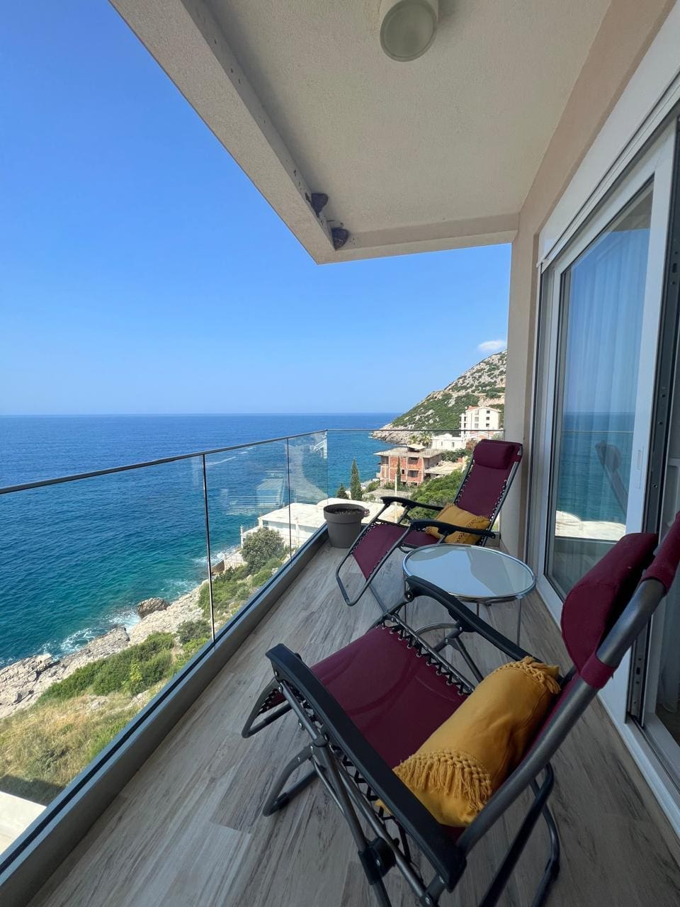 Furnished 2-Bedroom Waterfront Residence — Pool, Private Beach & Parking, 5 km from Bar — Montenegro