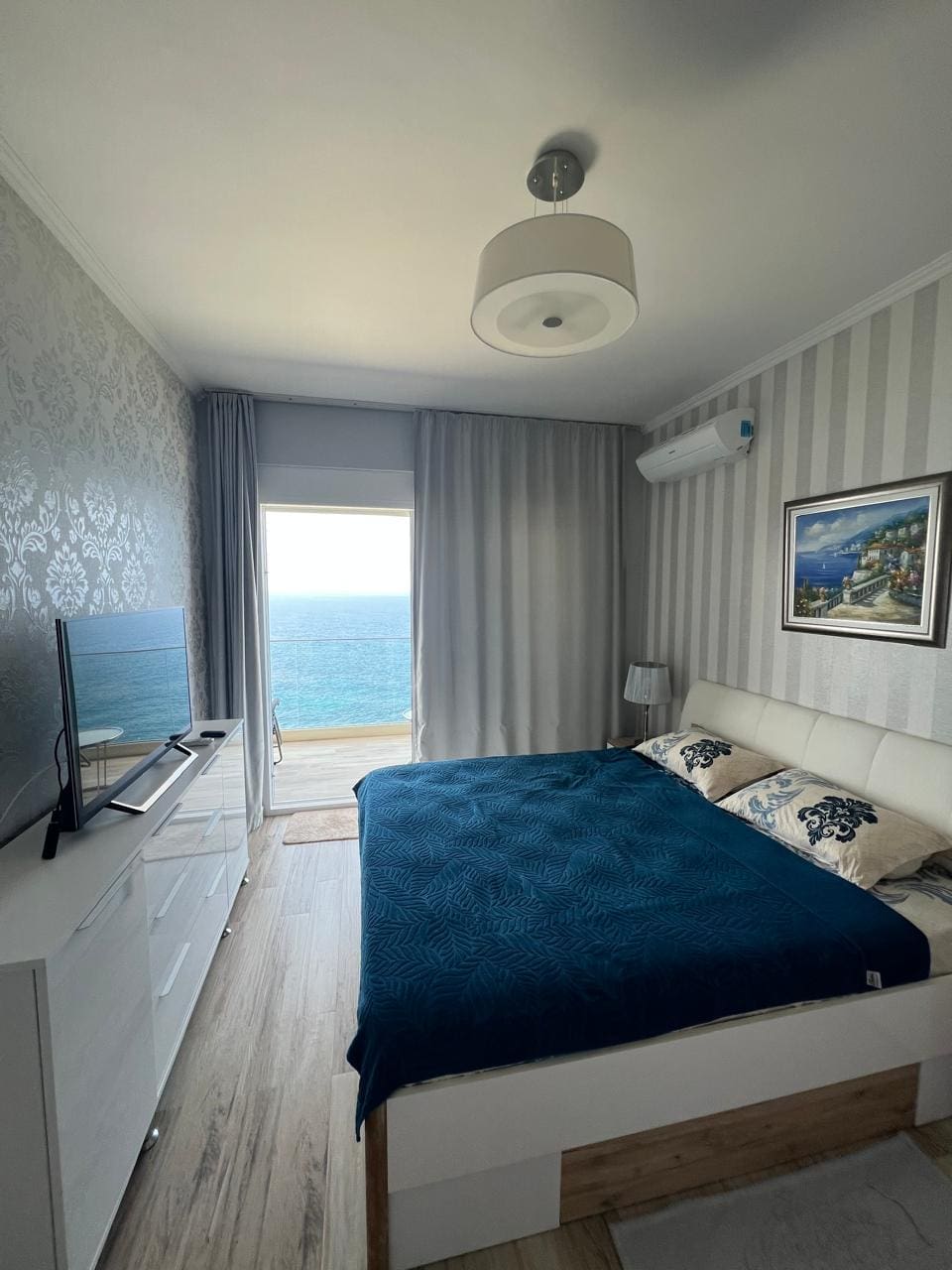 Furnished 2-Bedroom Waterfront Residence — Pool, Private Beach & Parking, 5 km from Bar — Montenegro