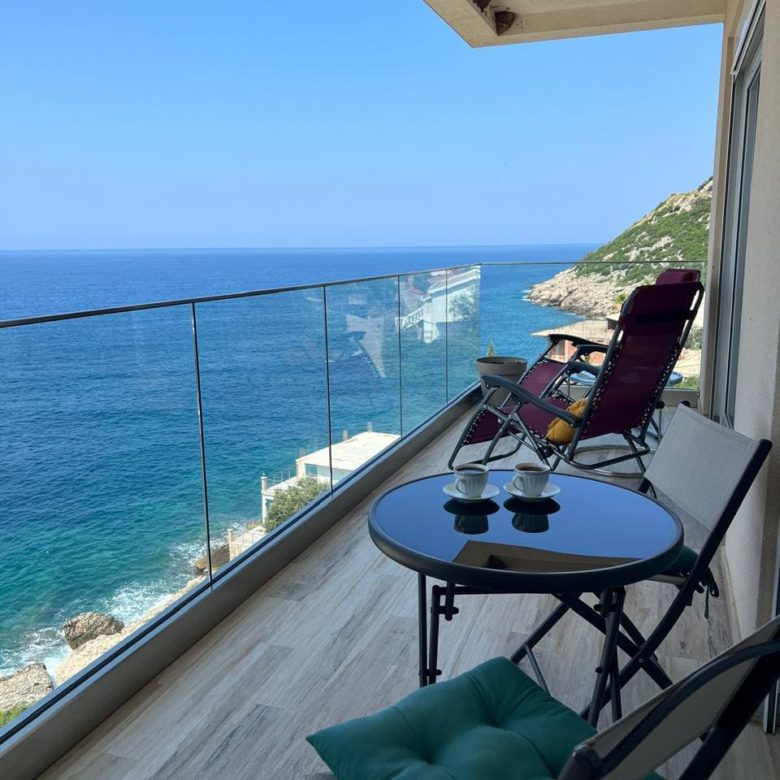 Furnished 2-Bedroom Waterfront Residence — Pool, Private Beach & Parking, 5 km from Bar — Montenegro