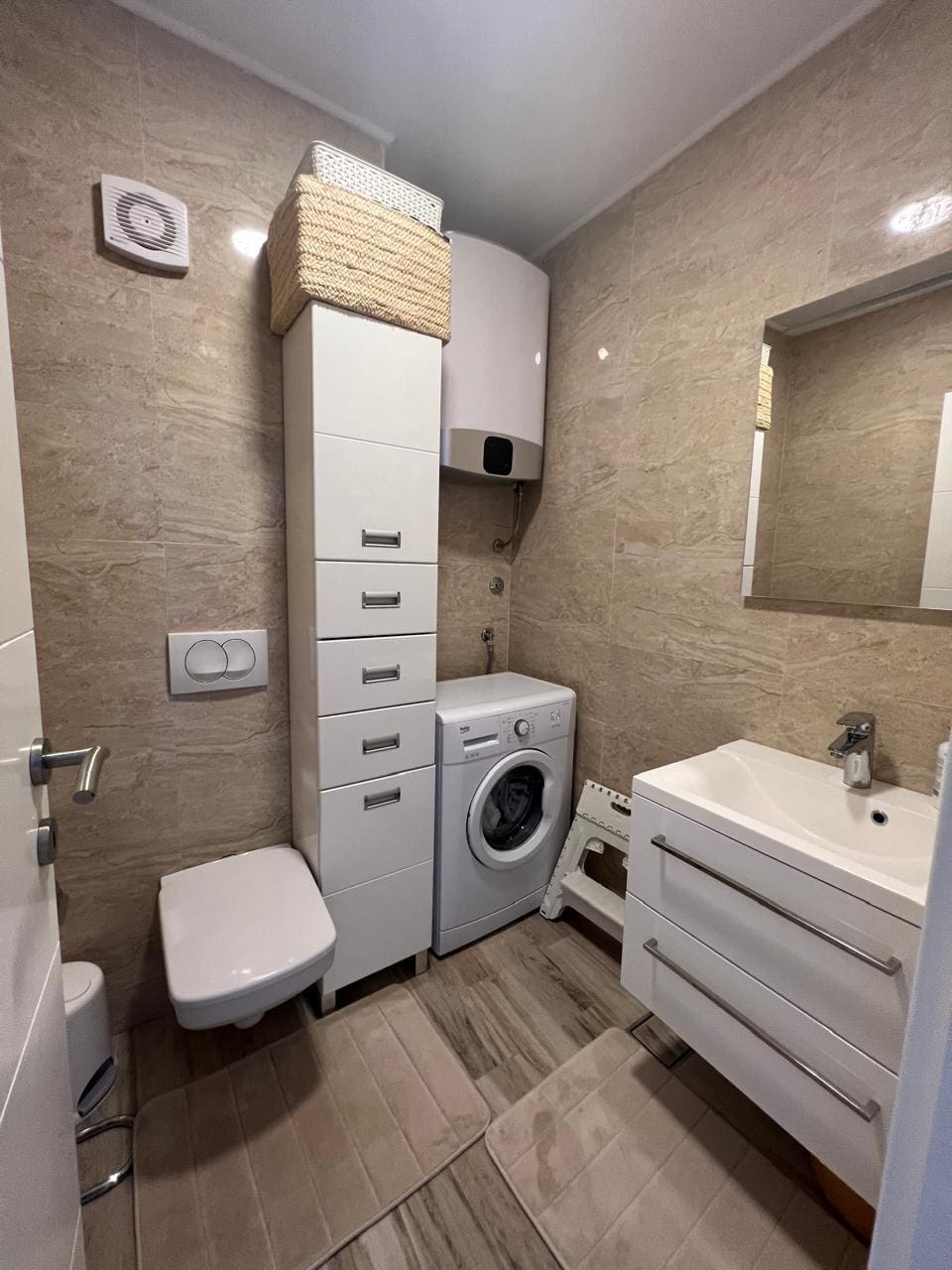 Furnished 2-Bedroom Waterfront Residence — Pool, Private Beach & Parking, 5 km from Bar — Montenegro