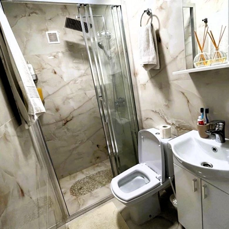 2-Bedroom Apartment Tivat 83m² | Porto Montenegro - 10min, Montenegro