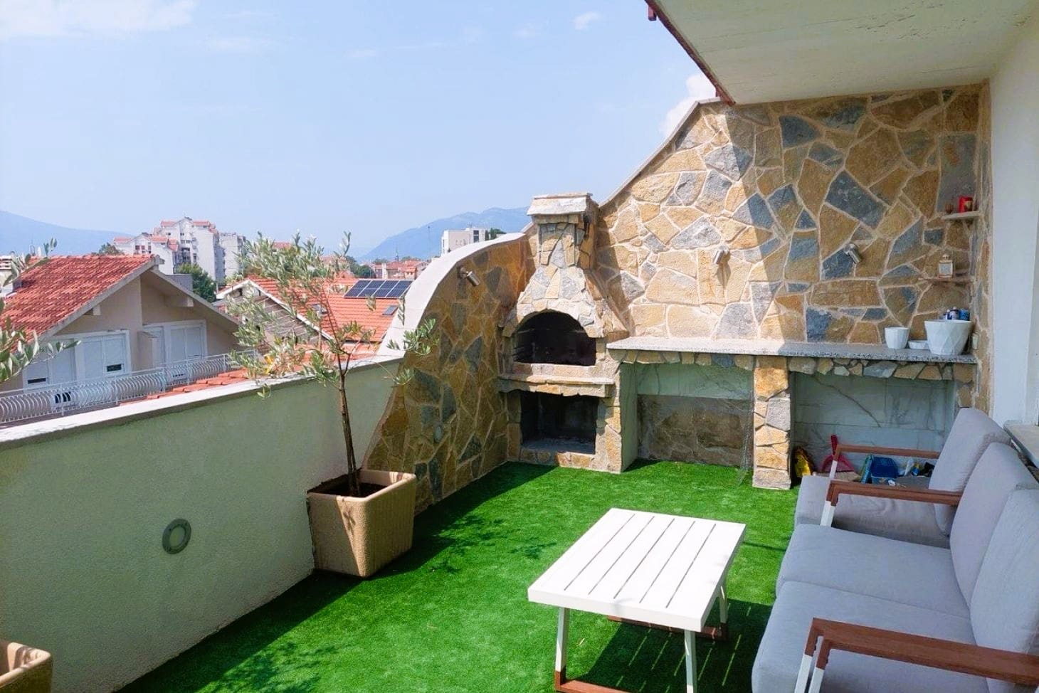 2-Bedroom Apartment Tivat 83m² | Porto Montenegro - 10min, Montenegro