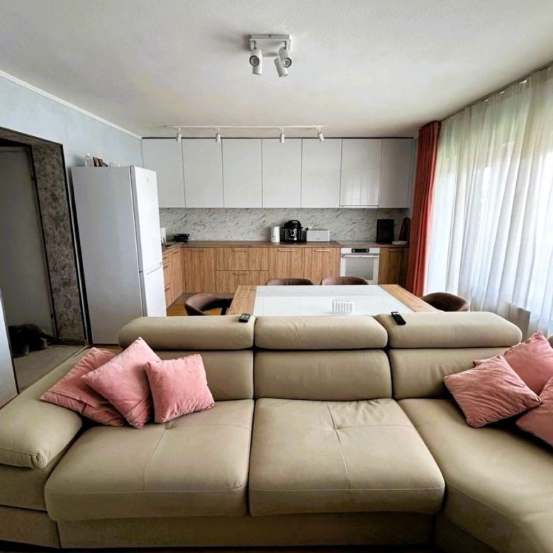 2-Bedroom Apartment Tivat 83m² | Porto Montenegro - 10min, Montenegro