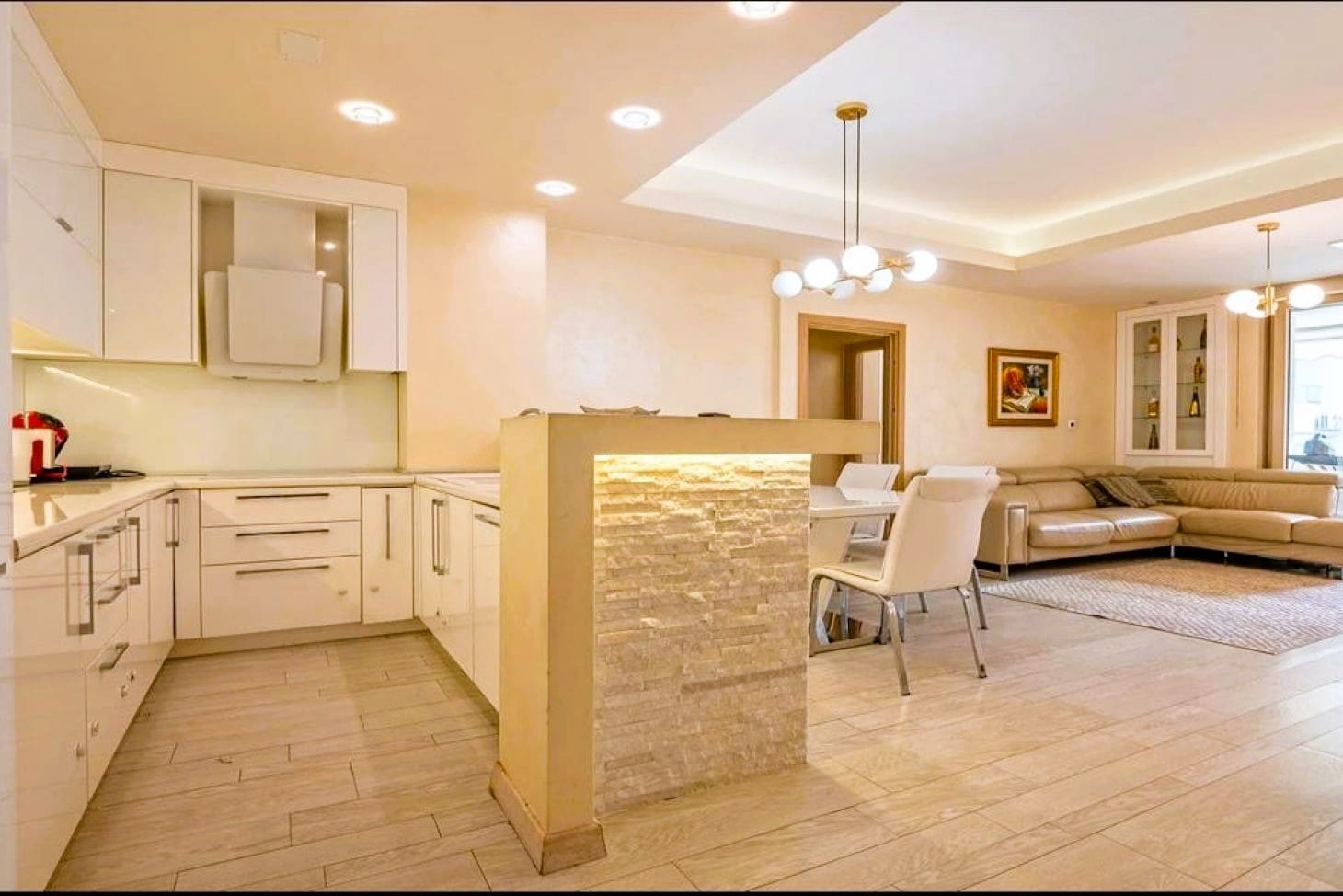 2 Bedroom Apartment for Sale in Budva Rozino