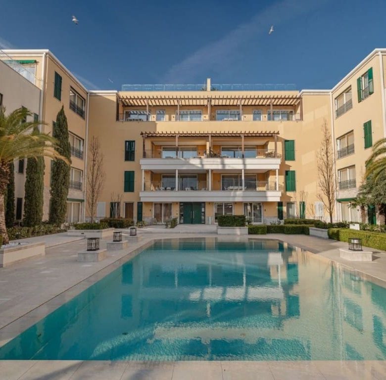 Portonovi'de Satılık Daire — 4. Kat, 87.7 m², Chenot Espace SPA & One&Only Erişimi — Karadağ
