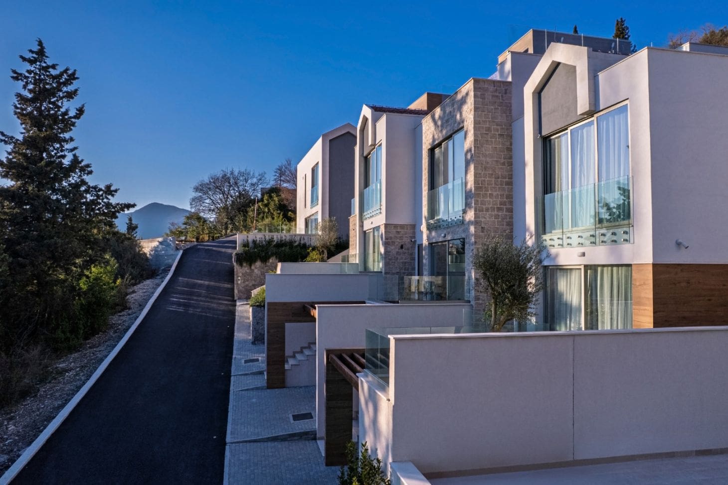 Lastva Park Townhouses Tivat: Premium 240-350m² Homes with Private Pools — Montenegro