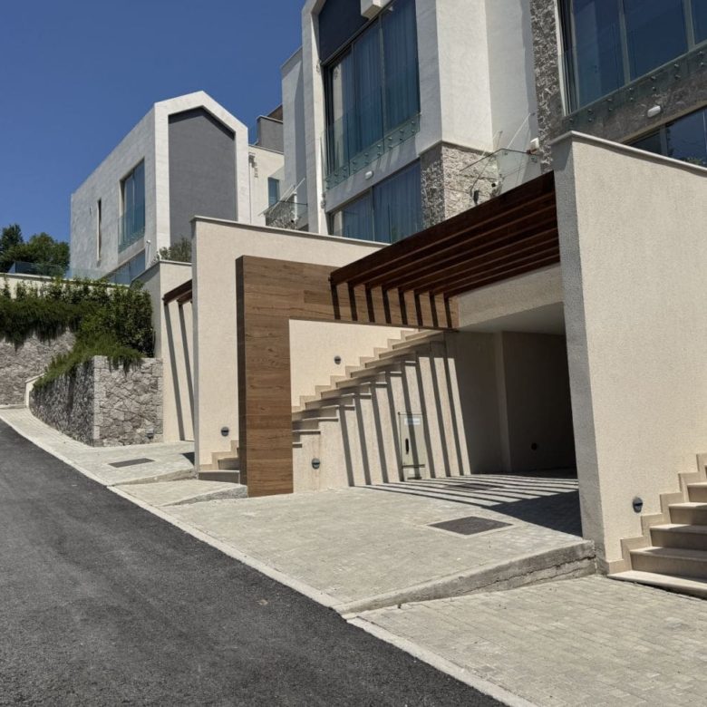 Lastva Park Townhouses Tivat: Premium 240-350m² Homes with Private Pools — Montenegro