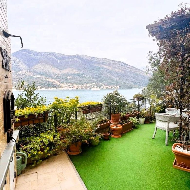 Lepetane Apartment with Sauna 180m² | Tivat Bay | 50m Beach — Montenegro