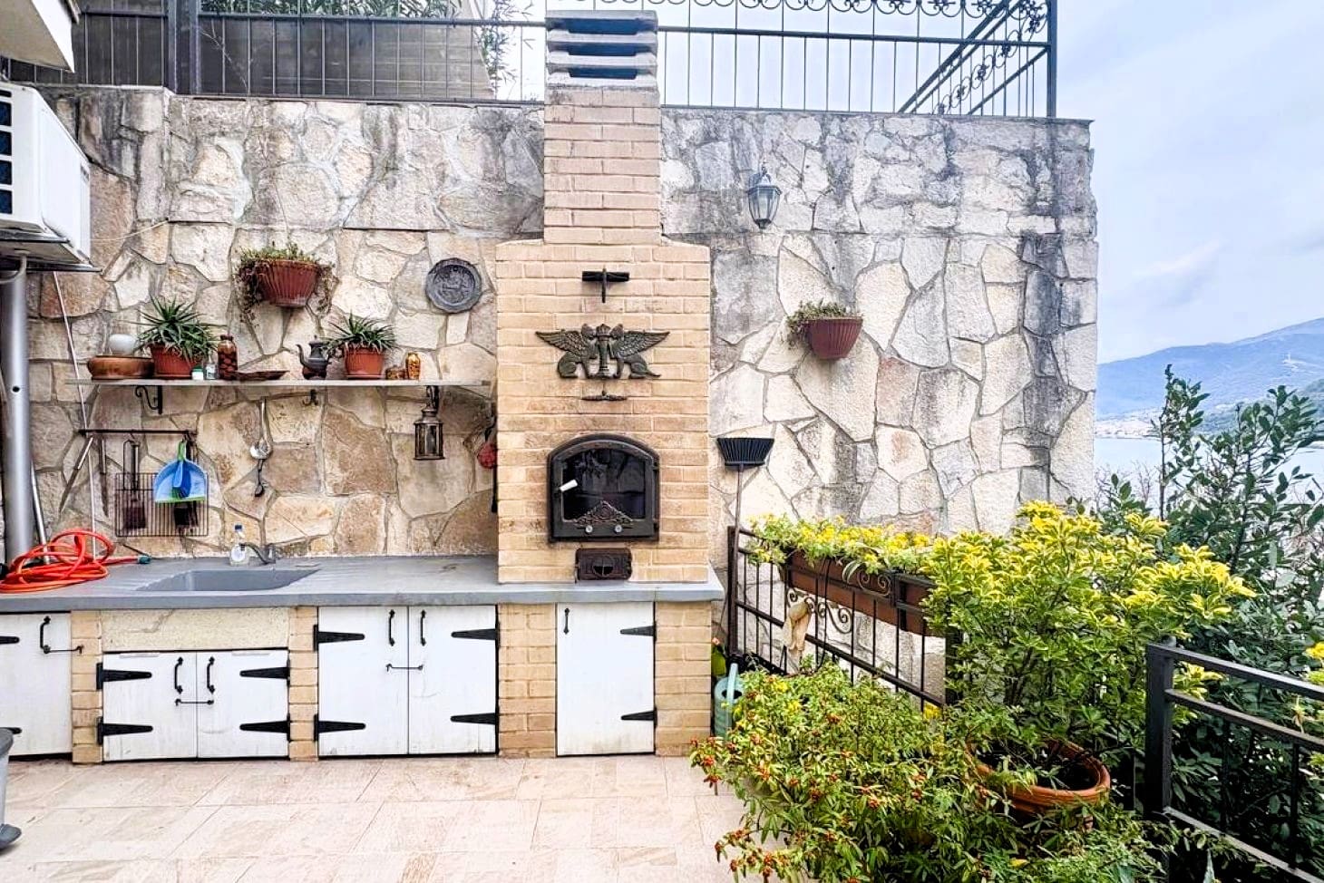 Lepetane Apartment with Sauna 180m² | Tivat Bay | 50m Beach — Montenegro