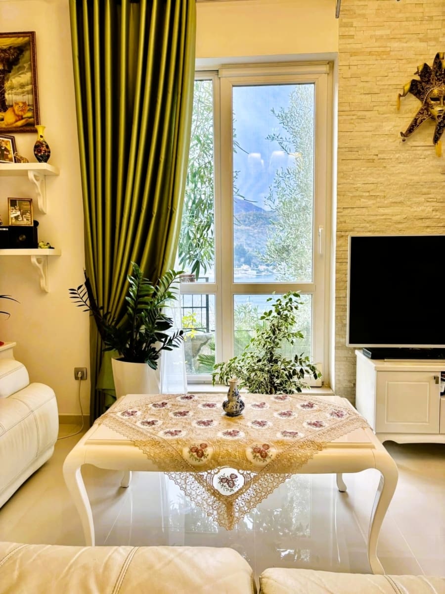 Lepetane Apartment with Sauna 180m² | Tivat Bay | 50m Beach — Montenegro