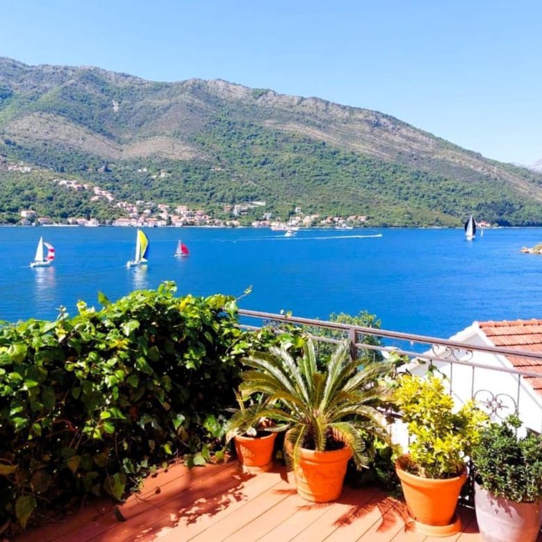Lepetane Apartment with Sauna 180m² | Tivat Bay | 50m Beach — Montenegro