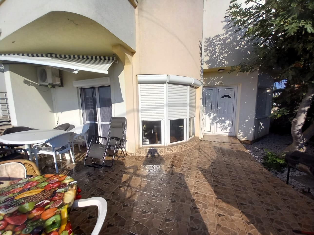 House for Sale Dobra Voda Bar: 140m² Villa with Sea Views — Montenegro