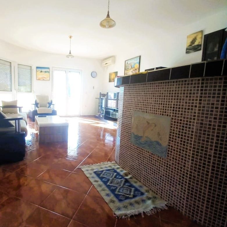 House for Sale Dobra Voda Bar: 140m² Villa with Sea Views — Montenegro