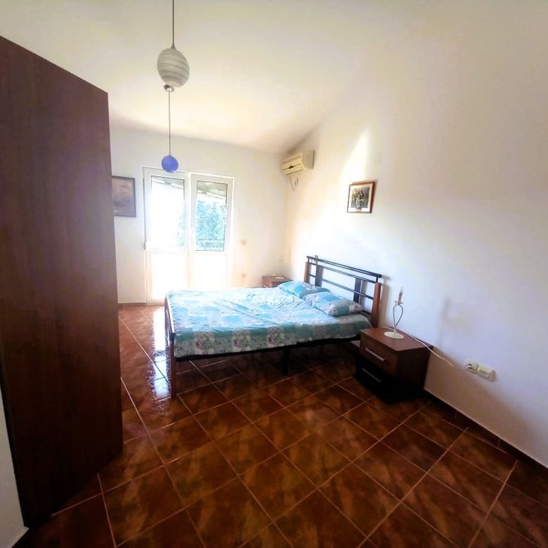 House for Sale Dobra Voda Bar: 140m² Villa with Sea Views — Montenegro