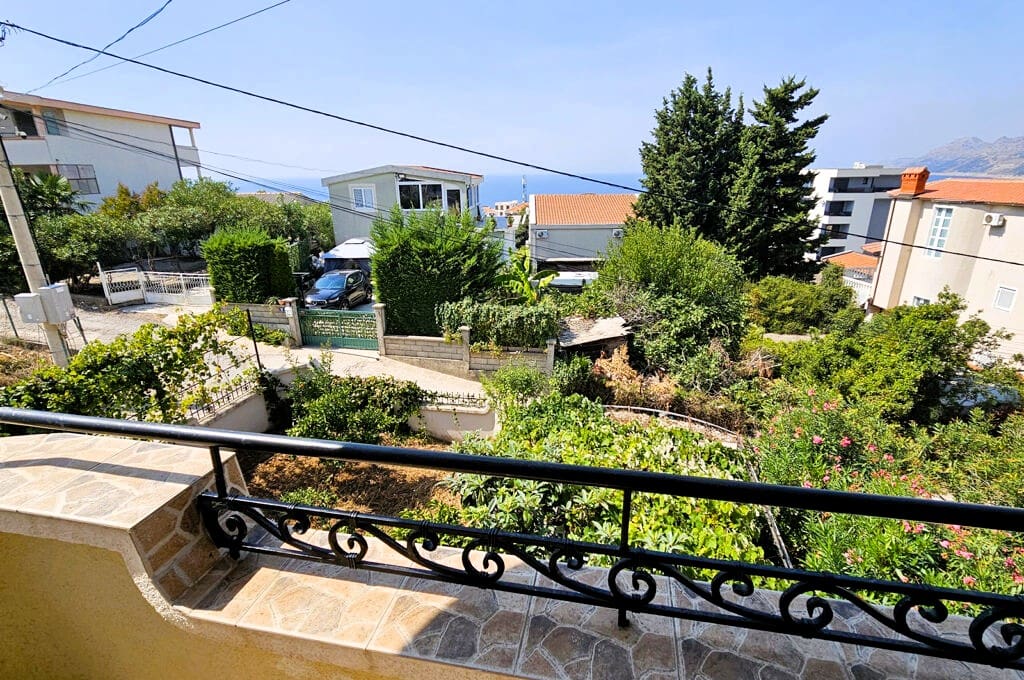 House for Sale Dobra Voda Bar: 140m² Villa with Sea Views — Montenegro