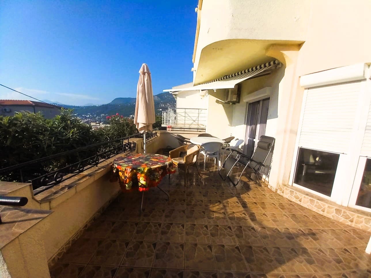 House for Sale Dobra Voda Bar: 140m² Villa with Sea Views — Montenegro