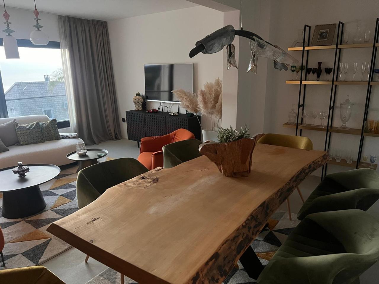 Luksuzna vila u Kuljačama Budva – 257m² raj sa pogledom na more — nekretnine Crna Gora